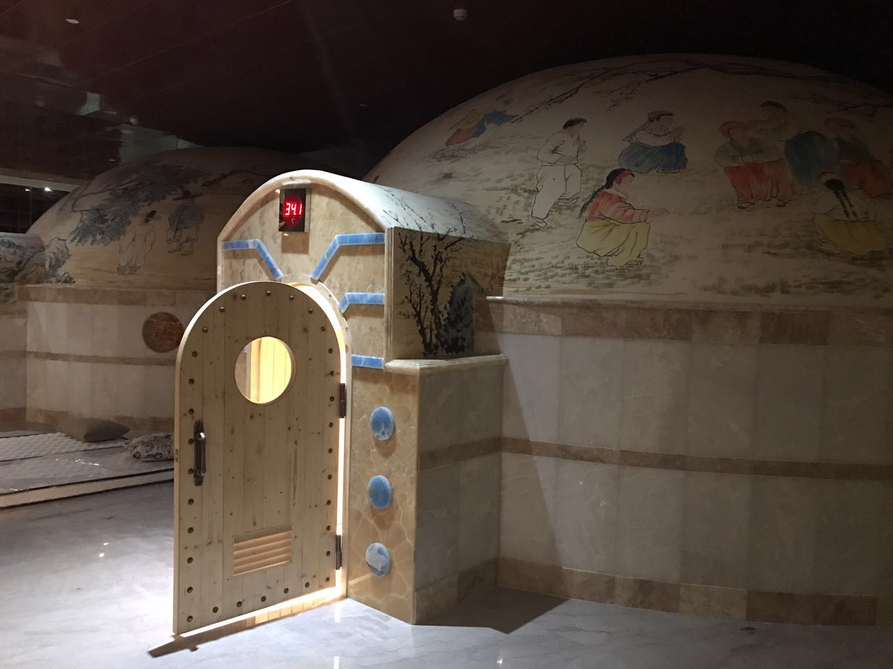 贵阳地中海世纪水汇